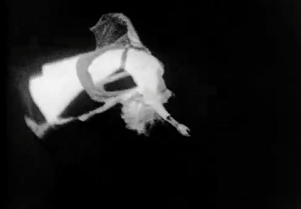 Maya Deren : Ensemble for Somnambulists (1951)